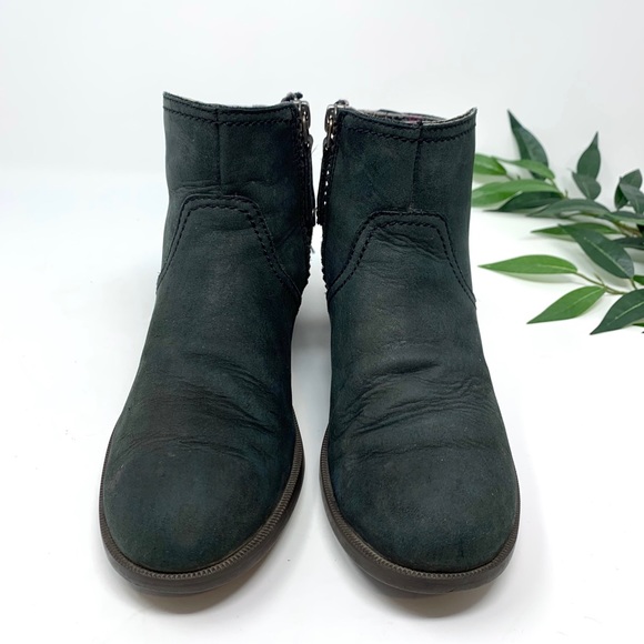 ***SOLD*** Teva Black Harness Heel Ankle Boot 6.5 - Picture 6 of 8